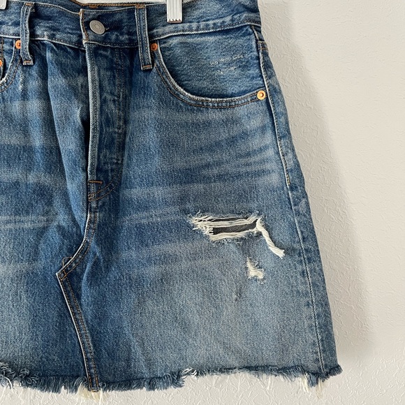 Levi’s Denim Mini Skirt - Picture 3 of 7